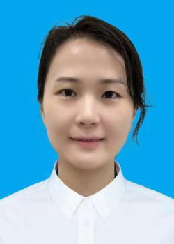 陈渝佳(社区居委会副主任).jpg