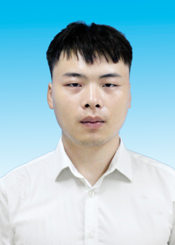 何鑫俣 渝铁村社区综合治理专干.jpg