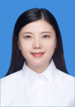 袁家岗社区副主任吴飏.png