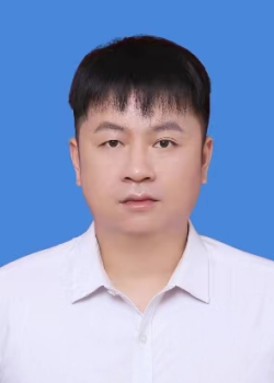大黄路社区副主任赖传勇.jpg