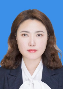浮图关社区党委书记、居委会主任谢娜.jpg