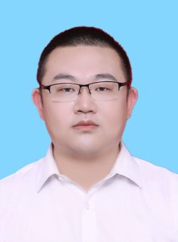 肖家湾社区副书记邓勇.jpg