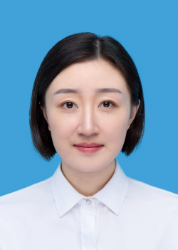 大坪正街社区党委书记、居委会主任朱静.jpg