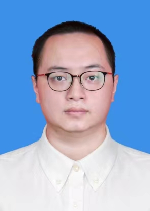 陈洋.jpg