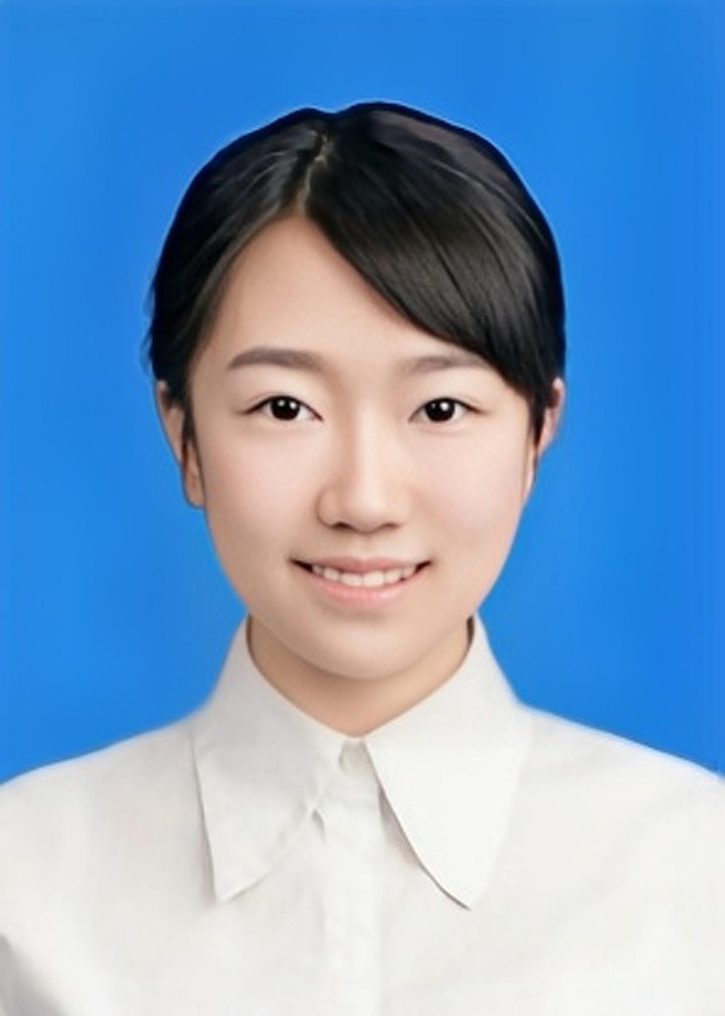 佘斓予.jpg