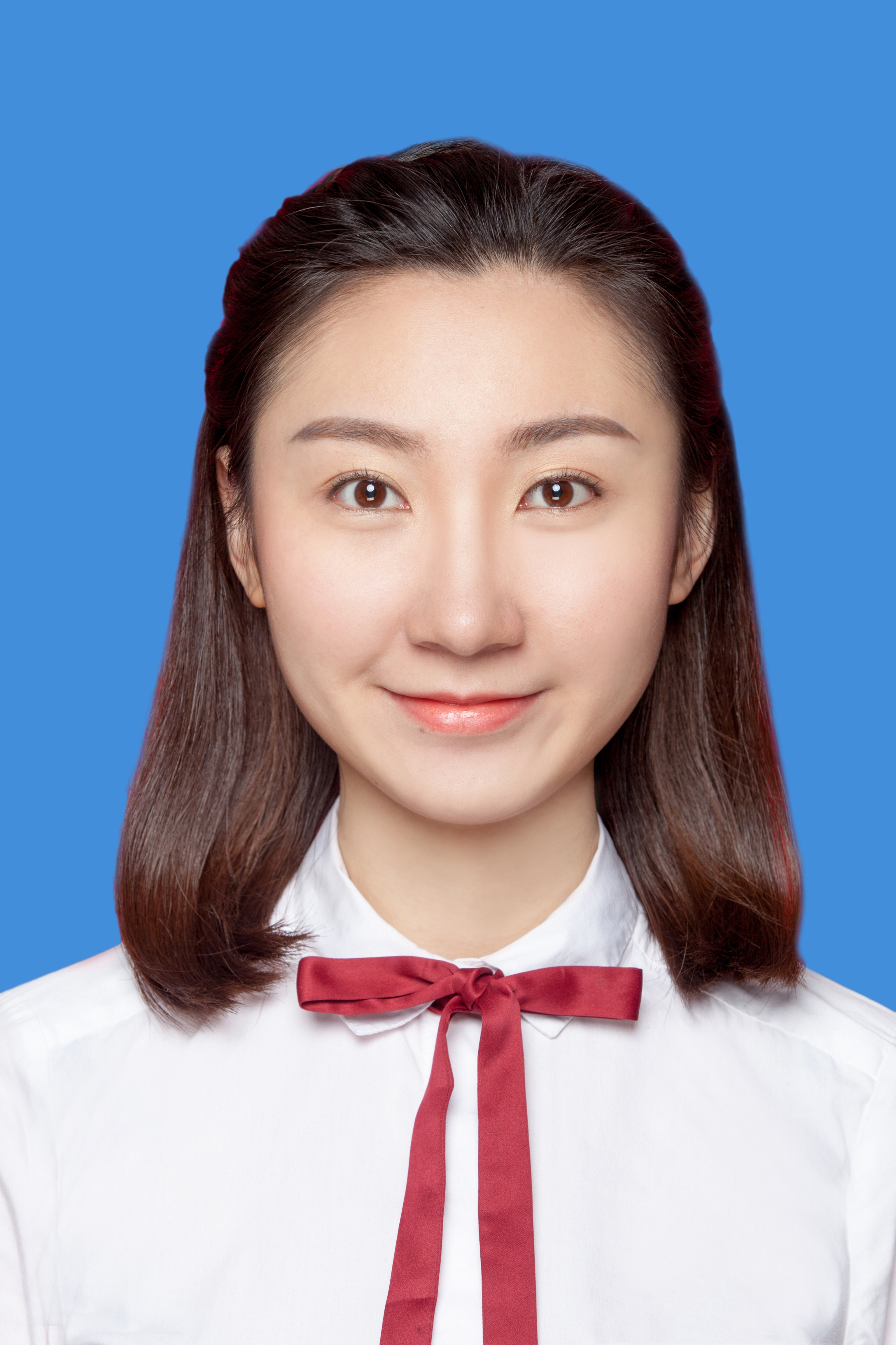 杨媚.jpg