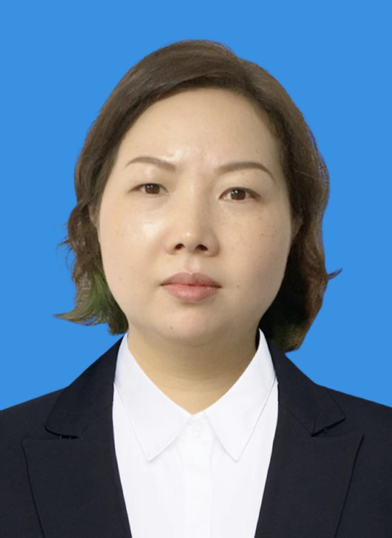 易小燕.jpg