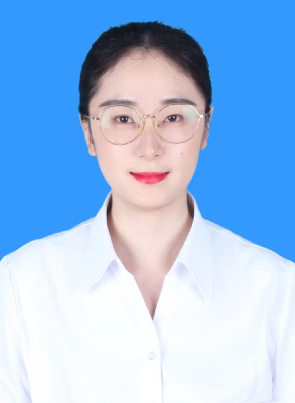 汪艺.jpg