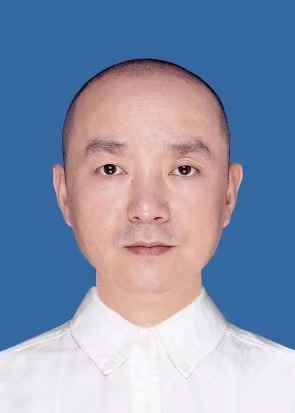 王鹏.jpg