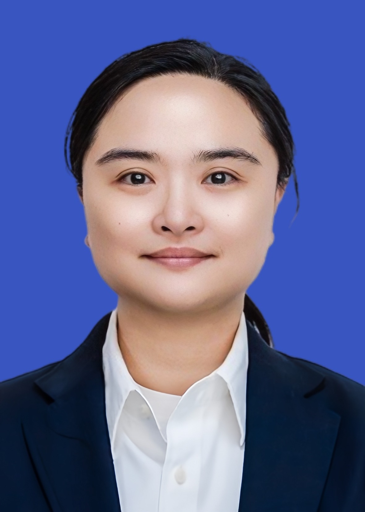 2.卢希.jpg