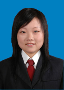 彭佳蓝底.jpg