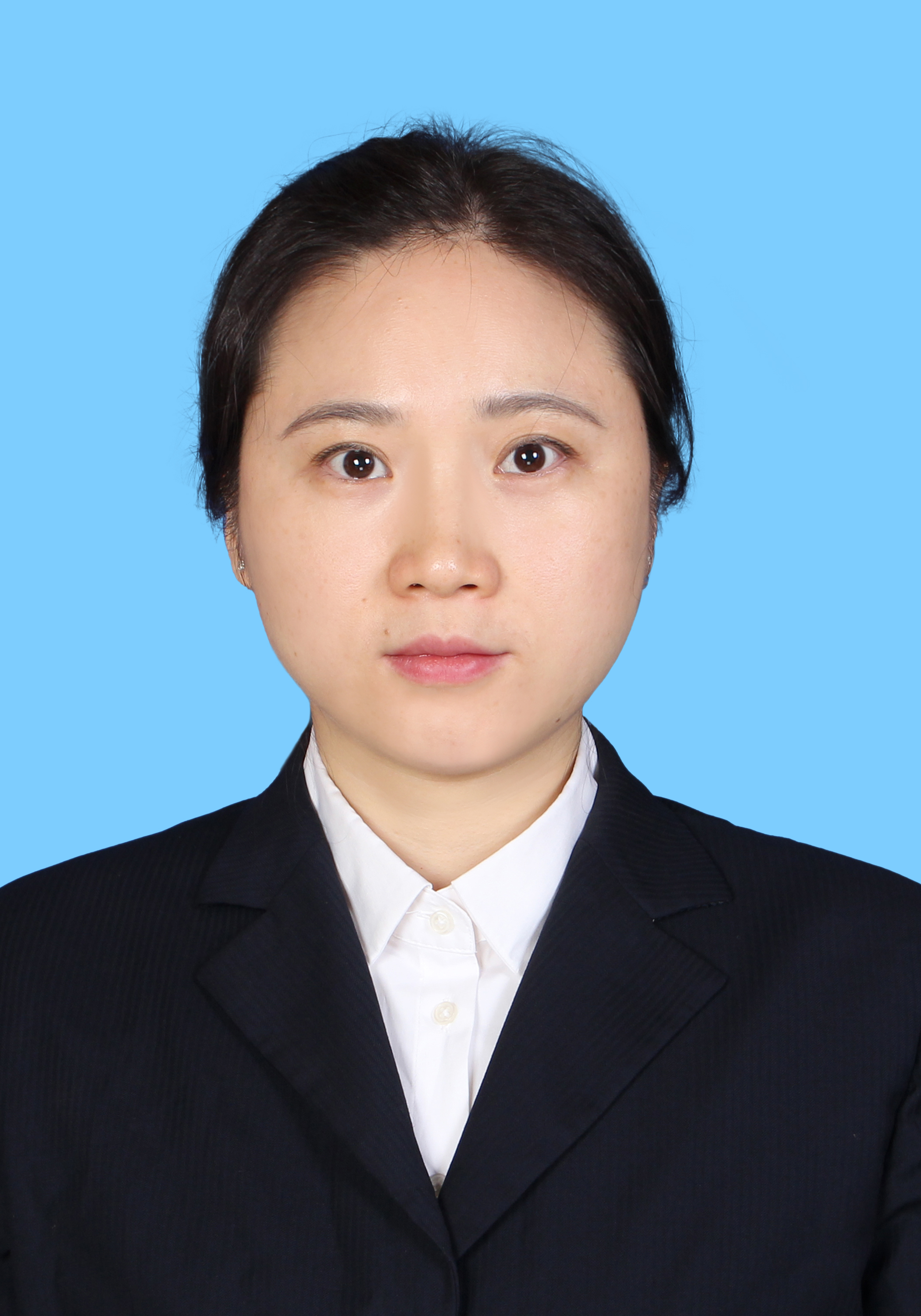 刘琼.jpg