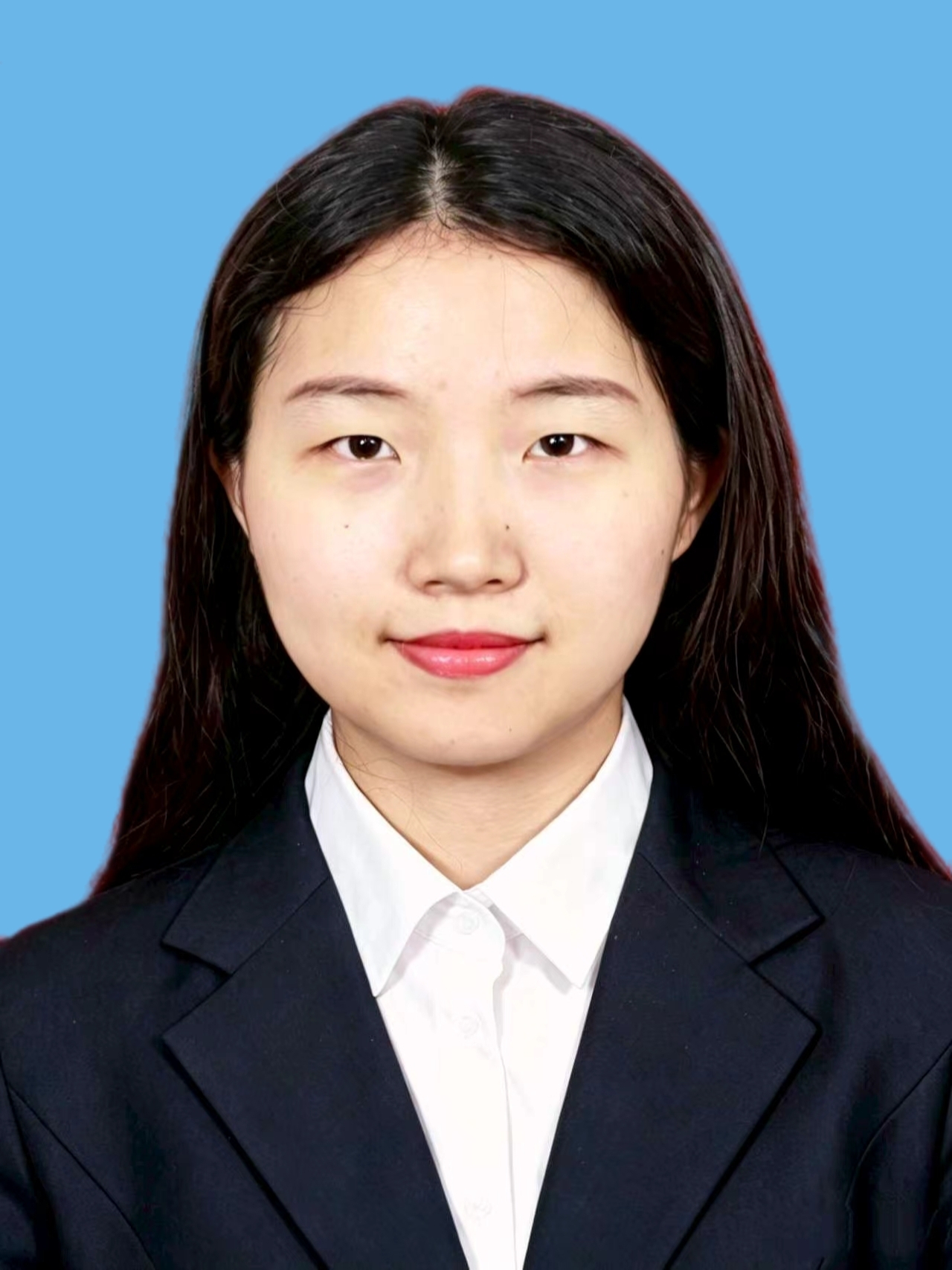 杨丹丹.jpg