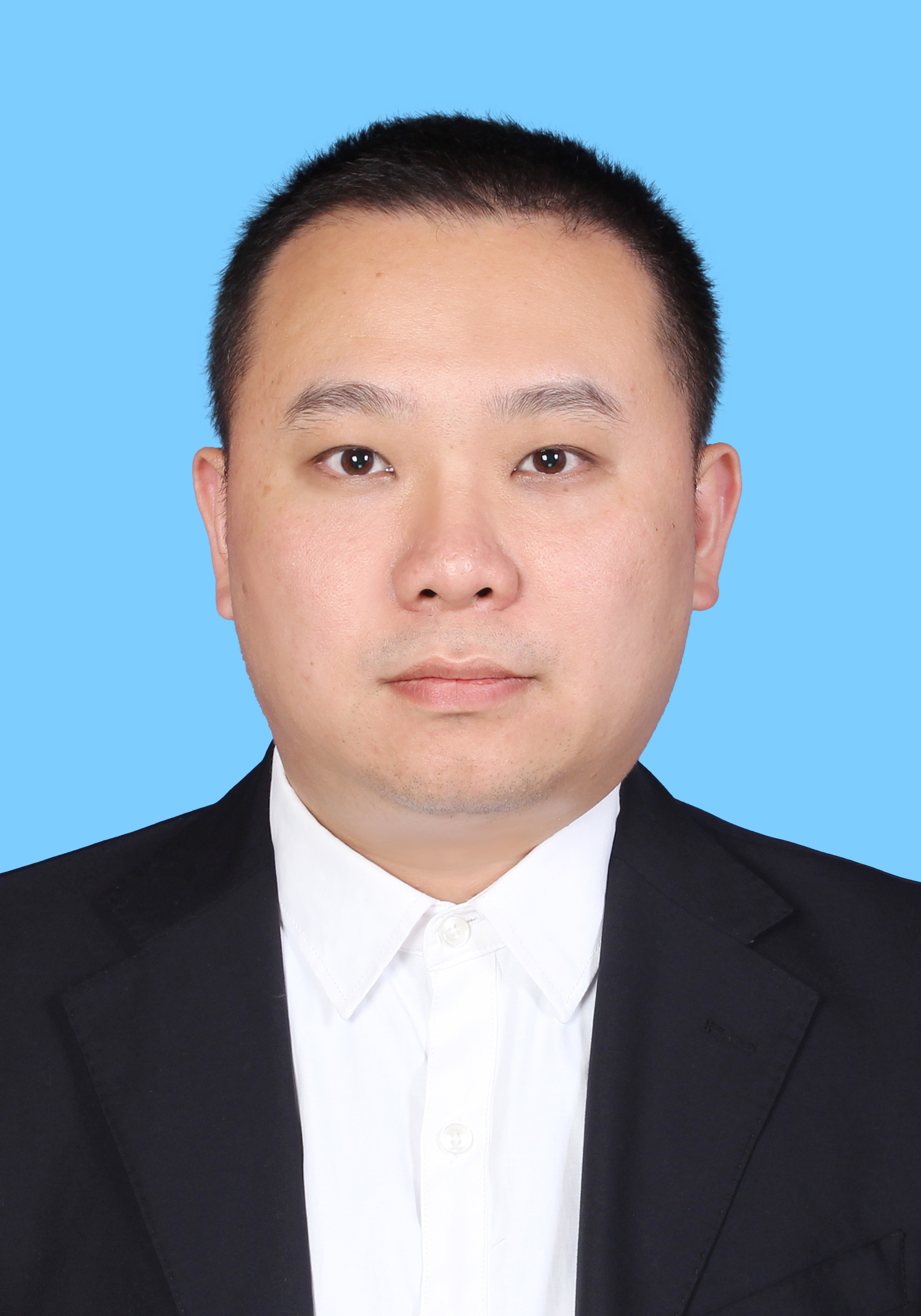 刘骁.jpg