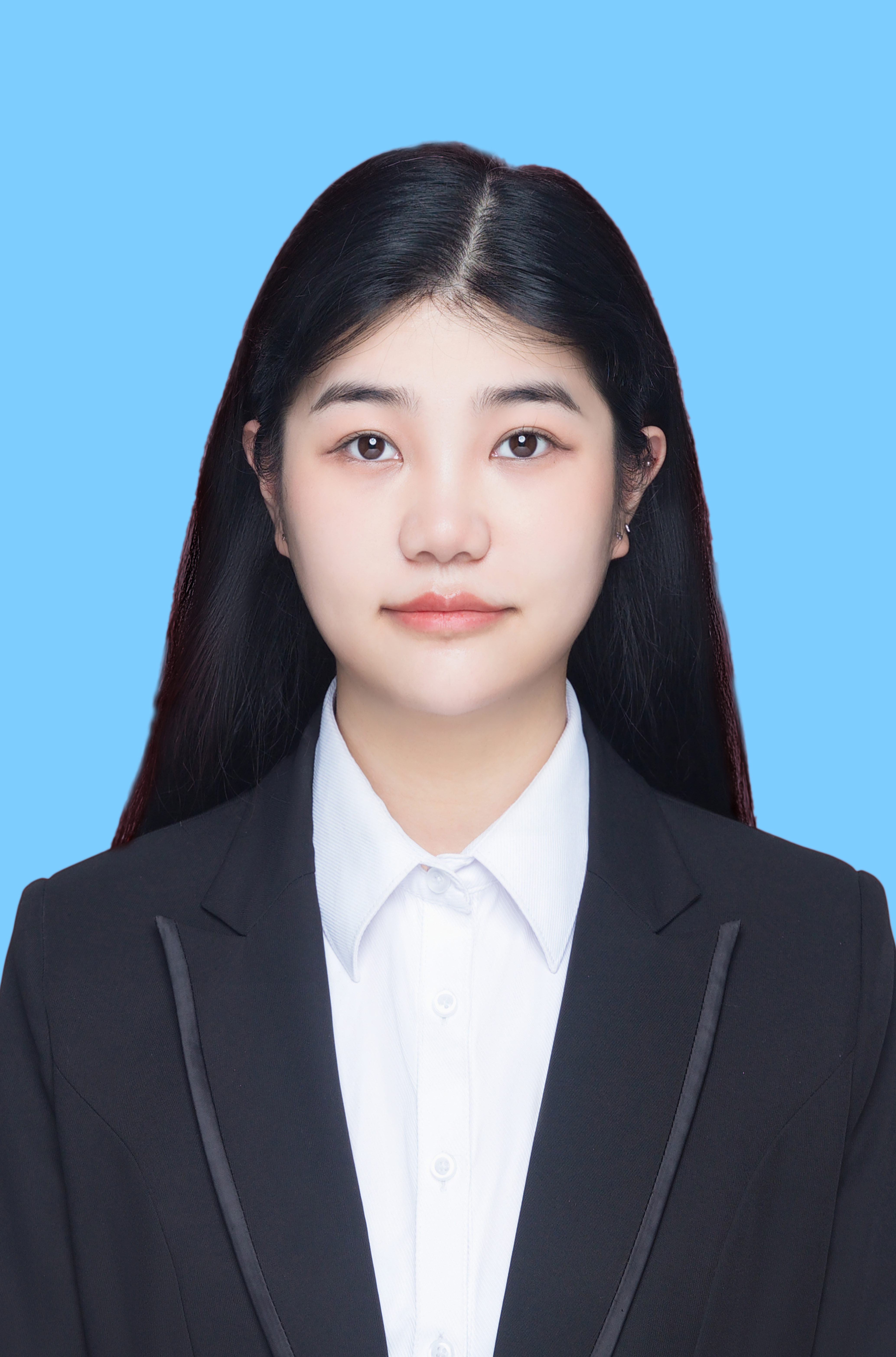 李佳艺.jpg